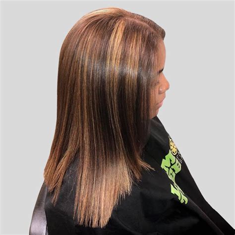 Walk in hair cutting near me - Haircuts for men and women. Find your hairstyle, see wait times, check in online to a hair salon near you, get that amazing haircut and show off your new look.